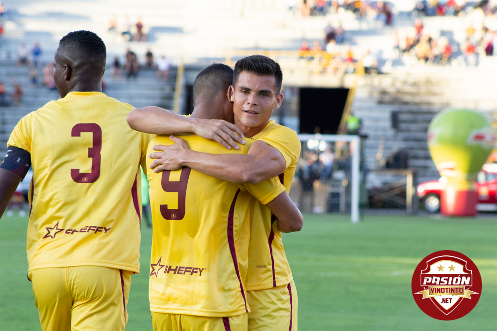 GRAN FIESTA EN EL DÍA DEL HINCHA TOLIMENSE