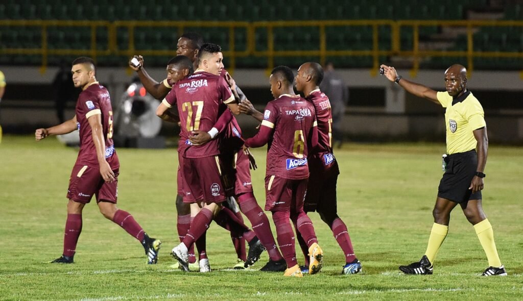 LA TRIBU PIJAO CONTINÚA ENTRE LOS OCHO