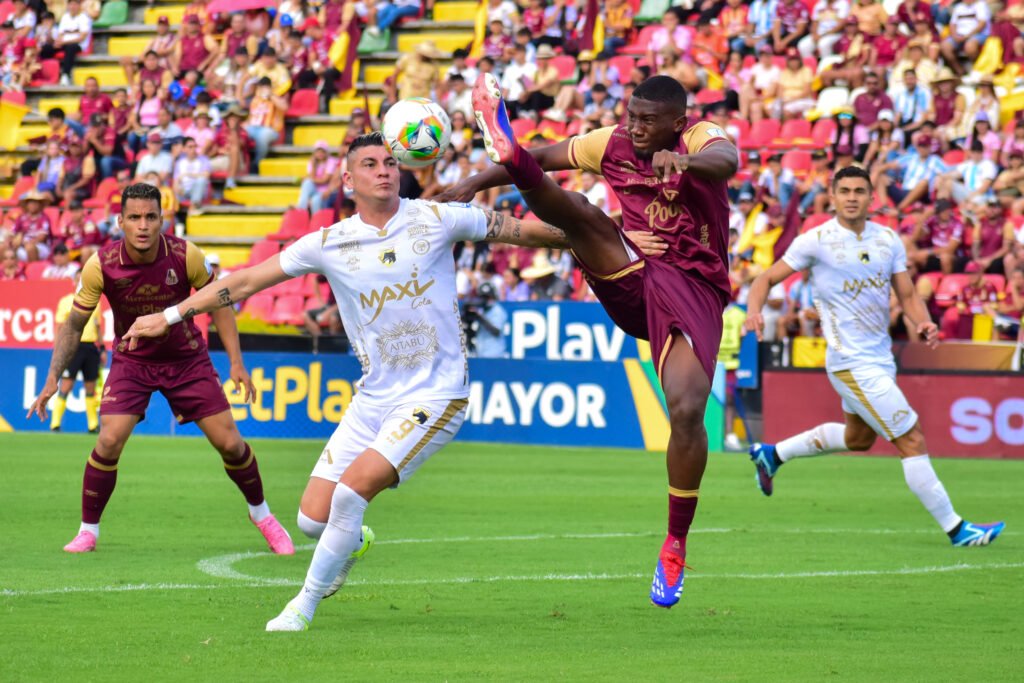 Poco fútbol, muchas dudas: Tolima venció a Llaneros pero sigue sin convencer