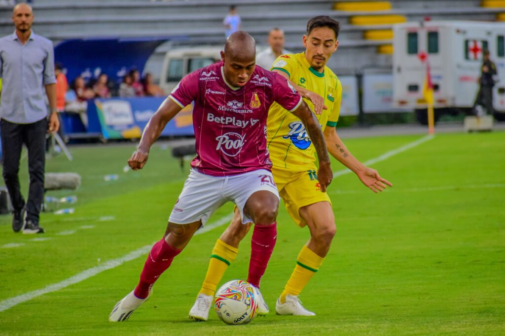Tolima enfrenta a un Bucaramanga que se la juega en la Libertadores