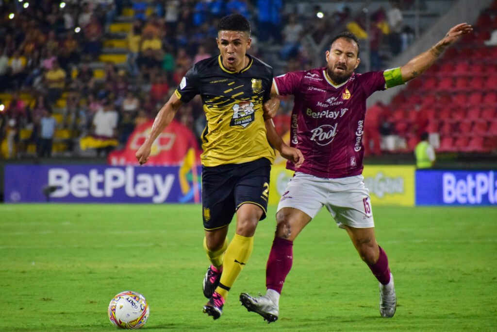 Tolima buscará de local el punto invisible y el liderato ante Águilas Doradas