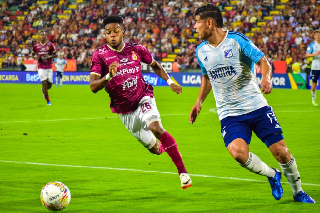 Tolima busca ponerse segundo ante un Millonarios en crisis